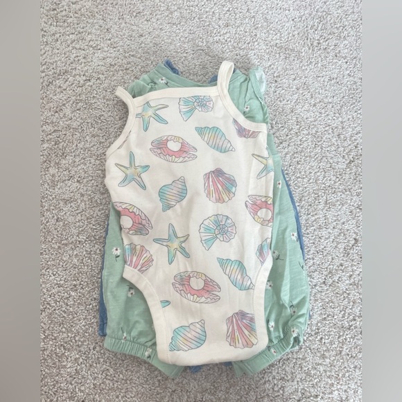 Baby girl 6 month spring summer bundle 4 items 6-12 month like new floral denim - Picture 12 of 15